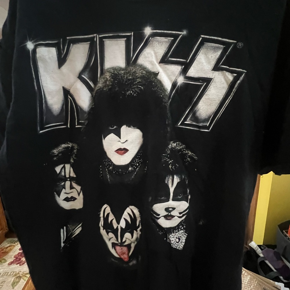 KISS Band Graphic T-Shirt concert